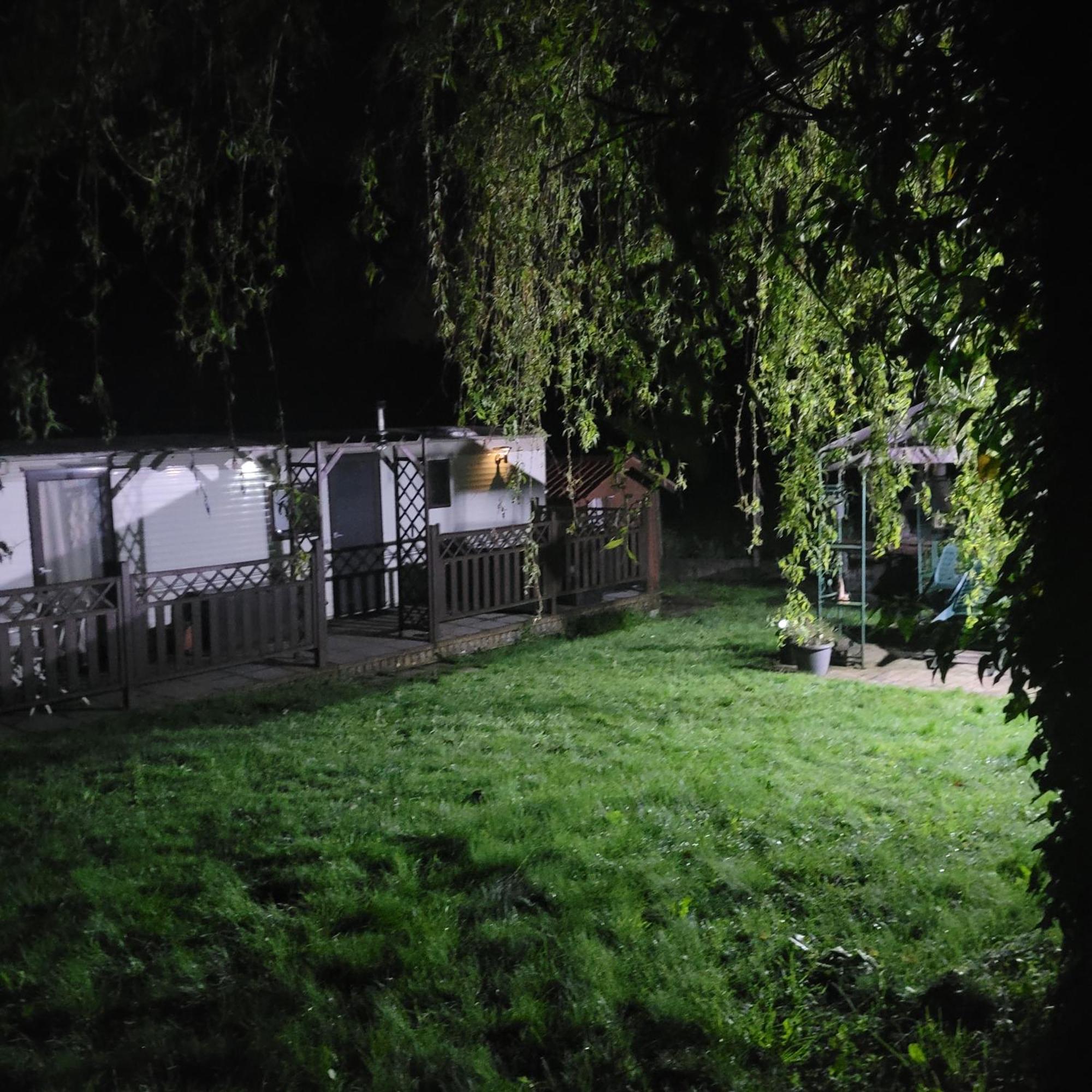Villa Au Jardin D'Eden Hastiere-par-dela Esterno foto